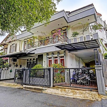 Spot On 91482 Sentosa Home Bandung Kültér fotó